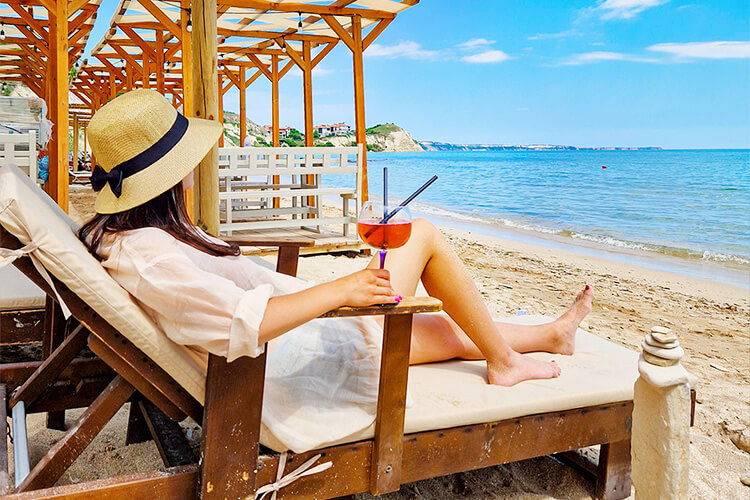 Adora_Beach_Topola_Girl_coctail (1)