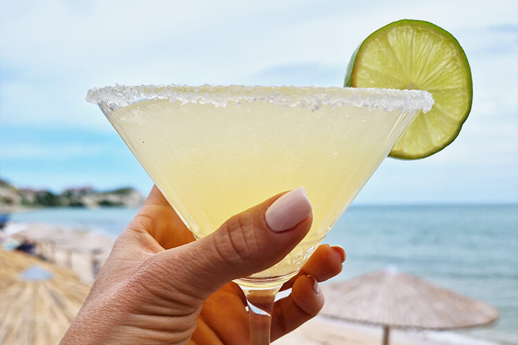 Adora_beach_cocktails1